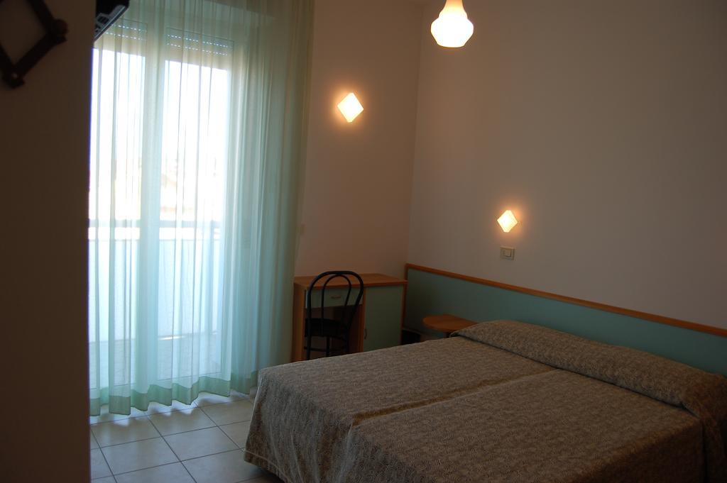 Hotel Massimo Cervia Room photo