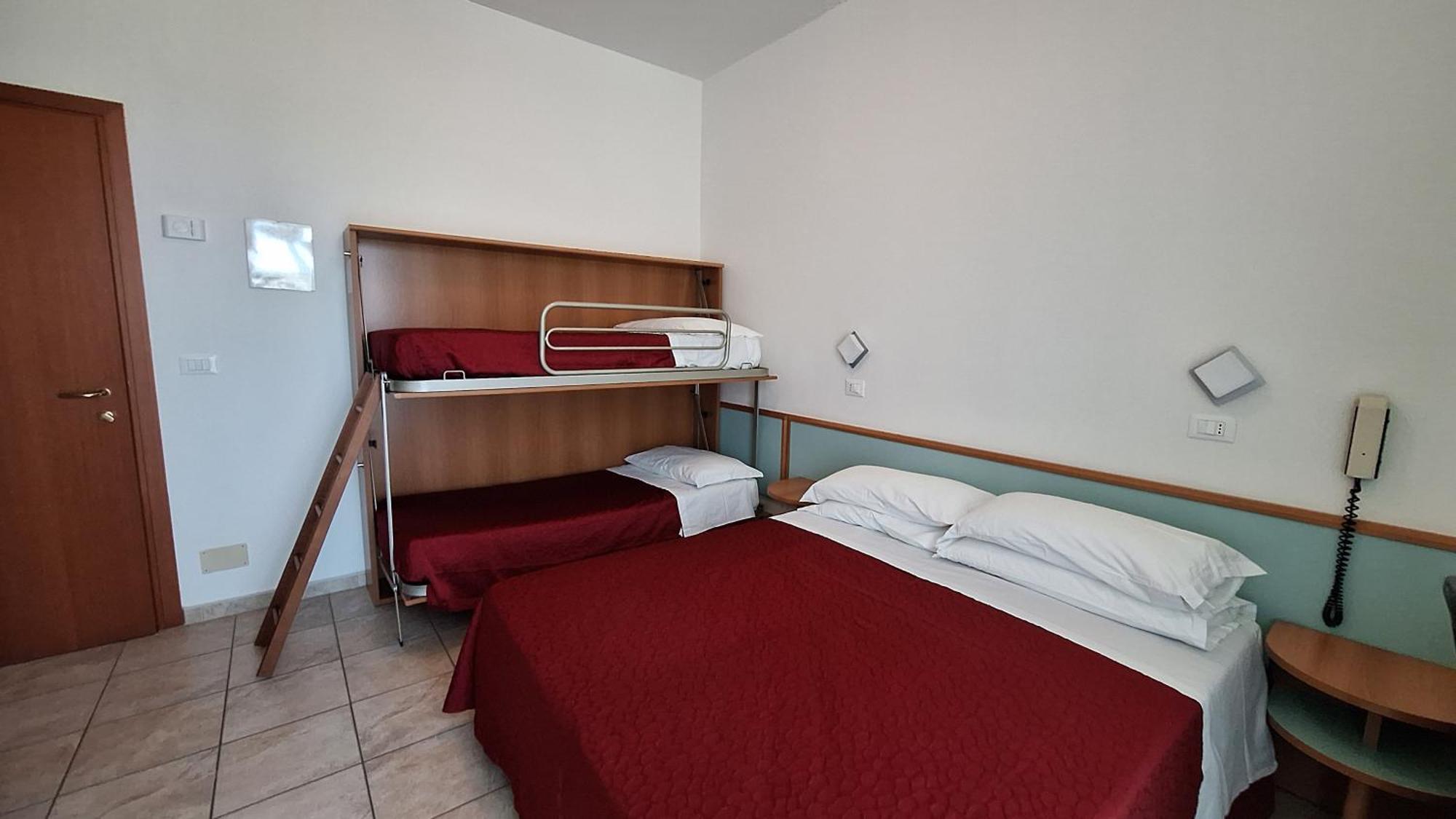Hotel Massimo Cervia Exterior photo
