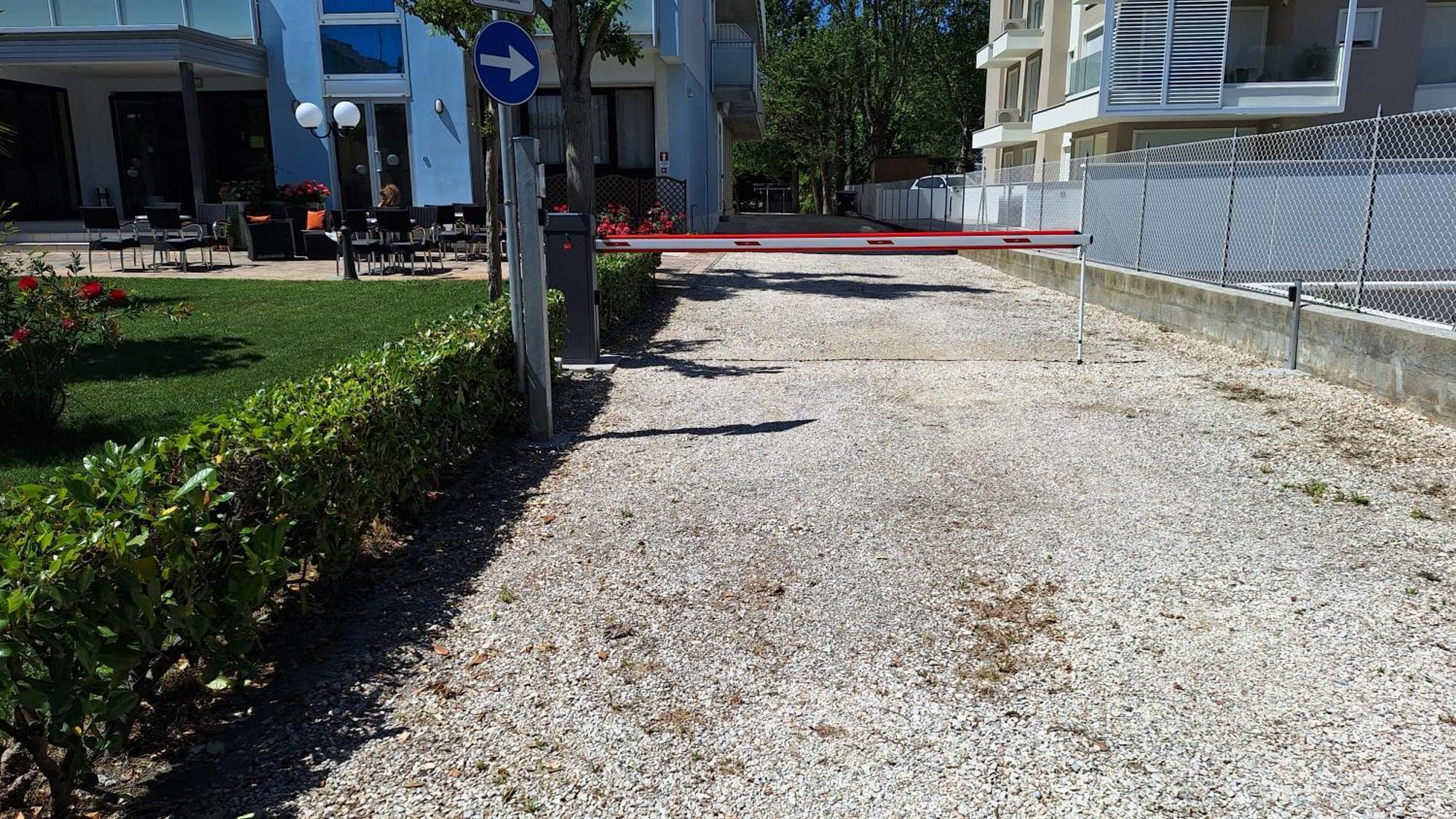 Hotel Massimo Cervia Exterior photo